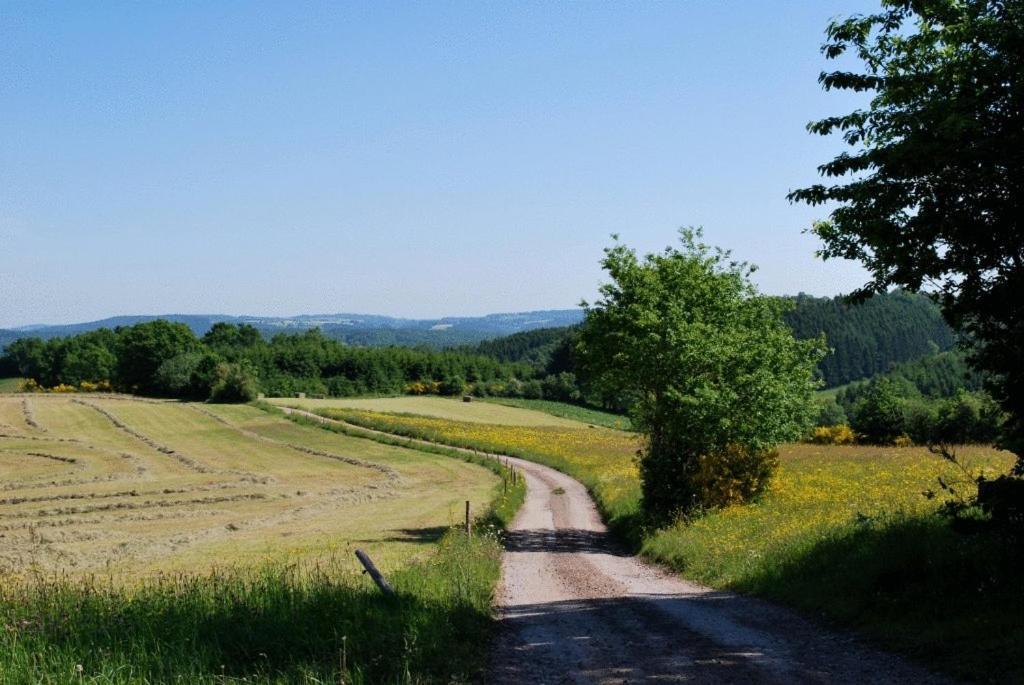B&B Le Clos De La Fontaine Cheoux Экстерьер фото